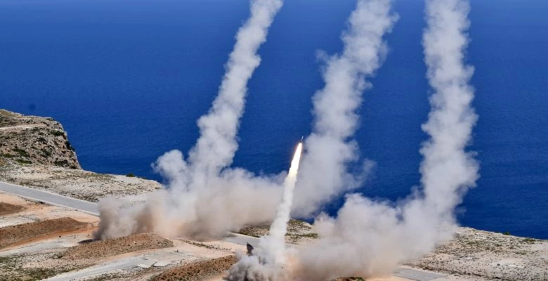 RM-70: Υπό το βλέμμα ΥΦΕΘΑ Στεφανή η εκτέλεση βολών Πυροβολικού Μάχης